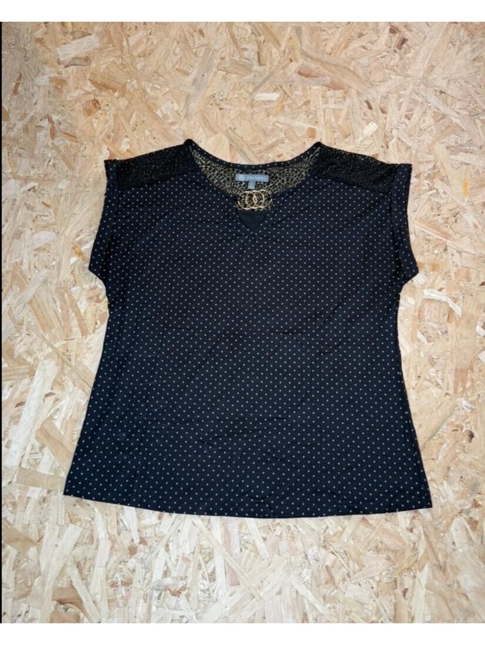 Daisy Fuentes Women Blouse Large Black Polka Dot Lace Shoulder Gold Ring Accent
